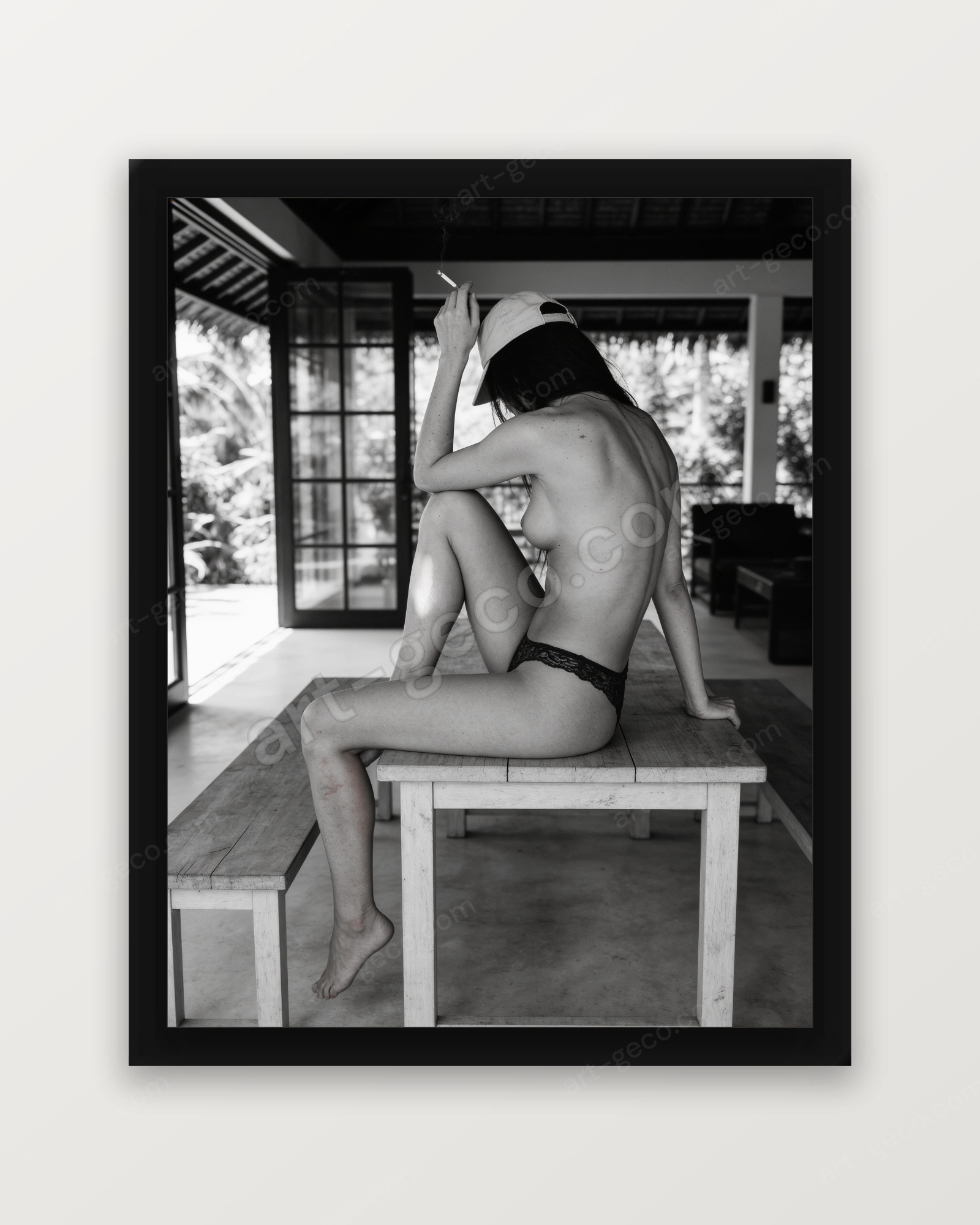 Maria sur table