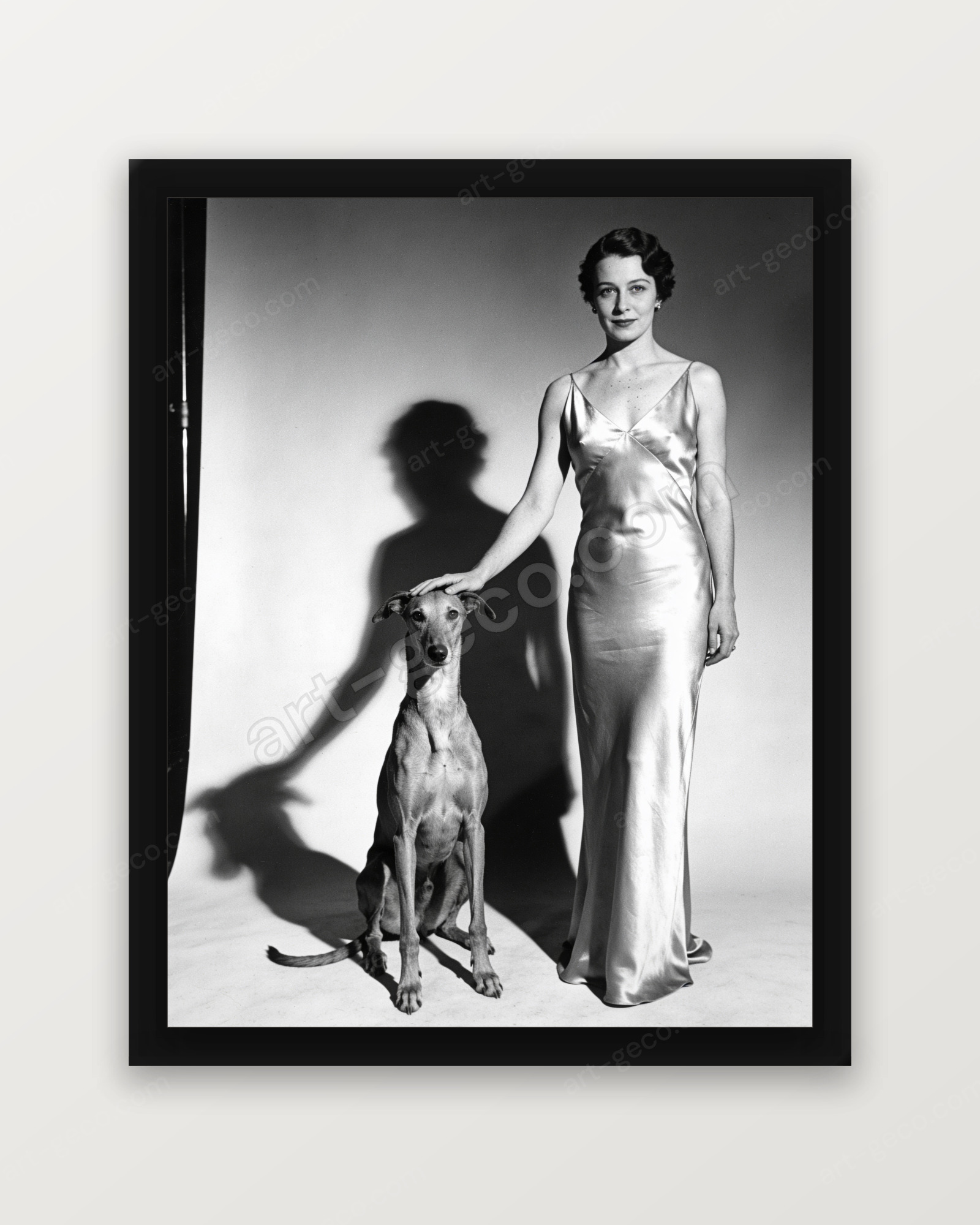 La femme et le lévrier